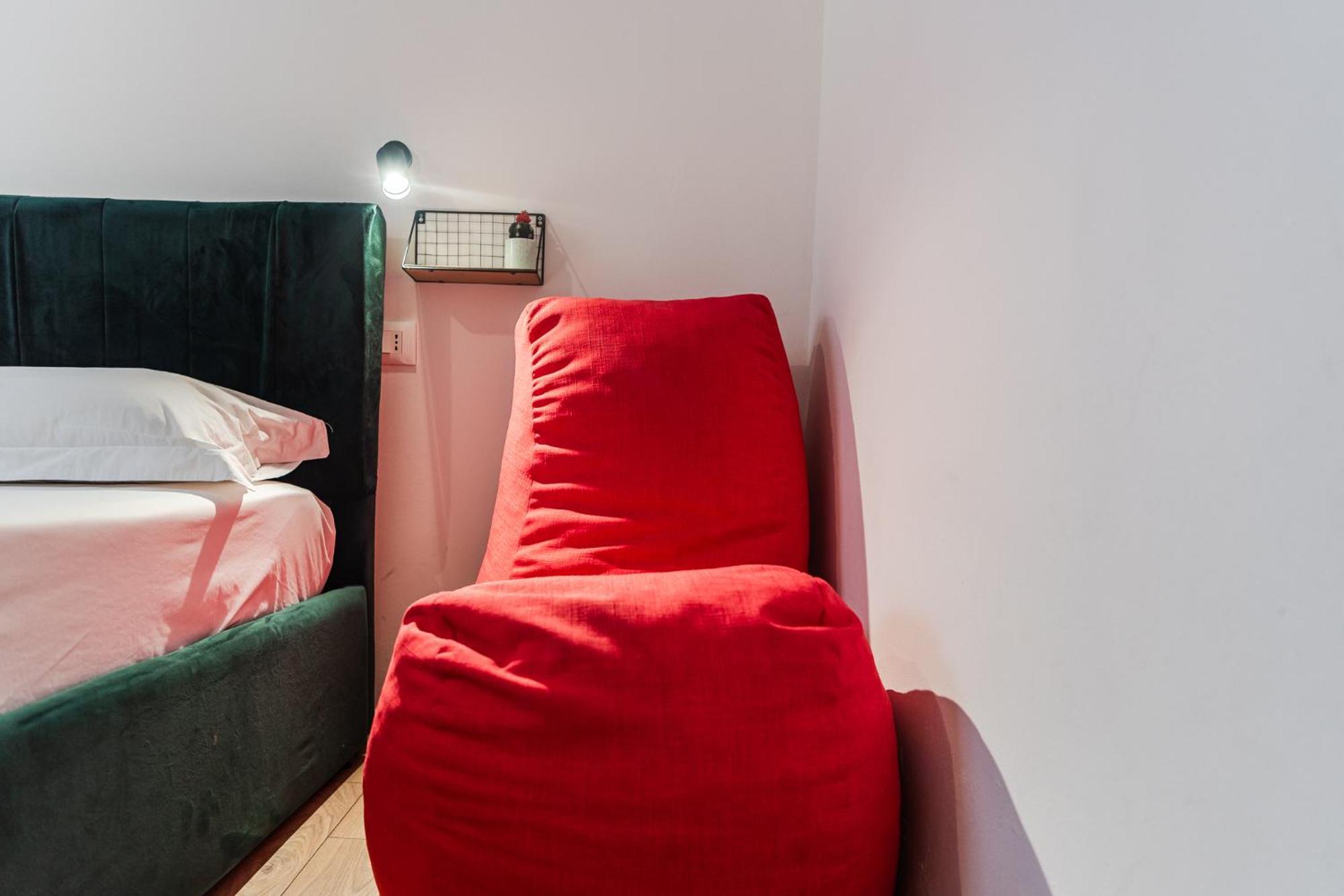 Noir Apartment By Kondo Stays Tirana Zewnętrze zdjęcie