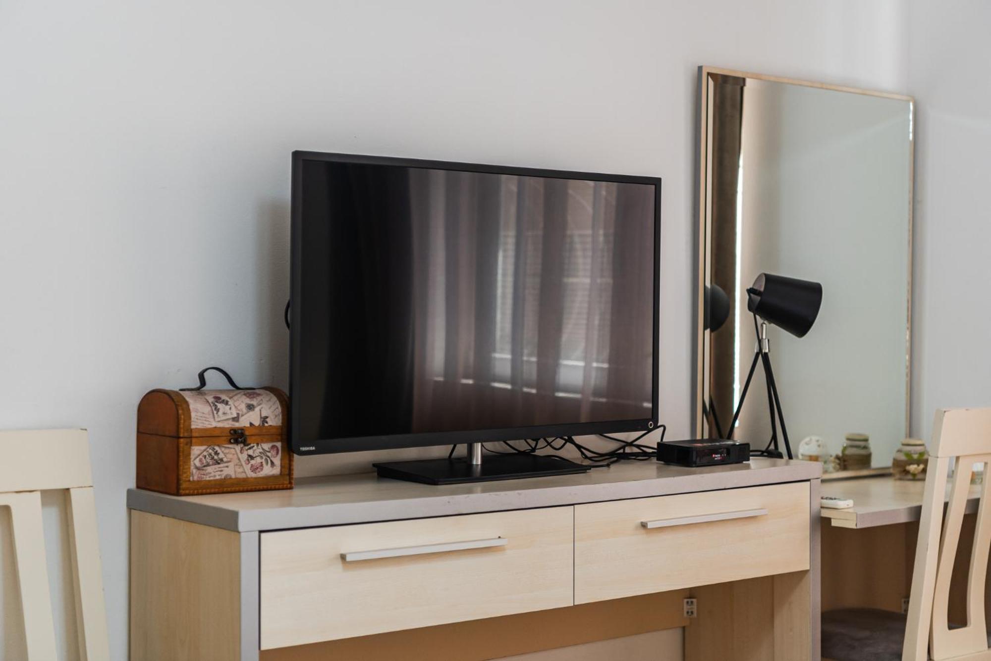 Noir Apartment By Kondo Stays Tirana Zewnętrze zdjęcie
