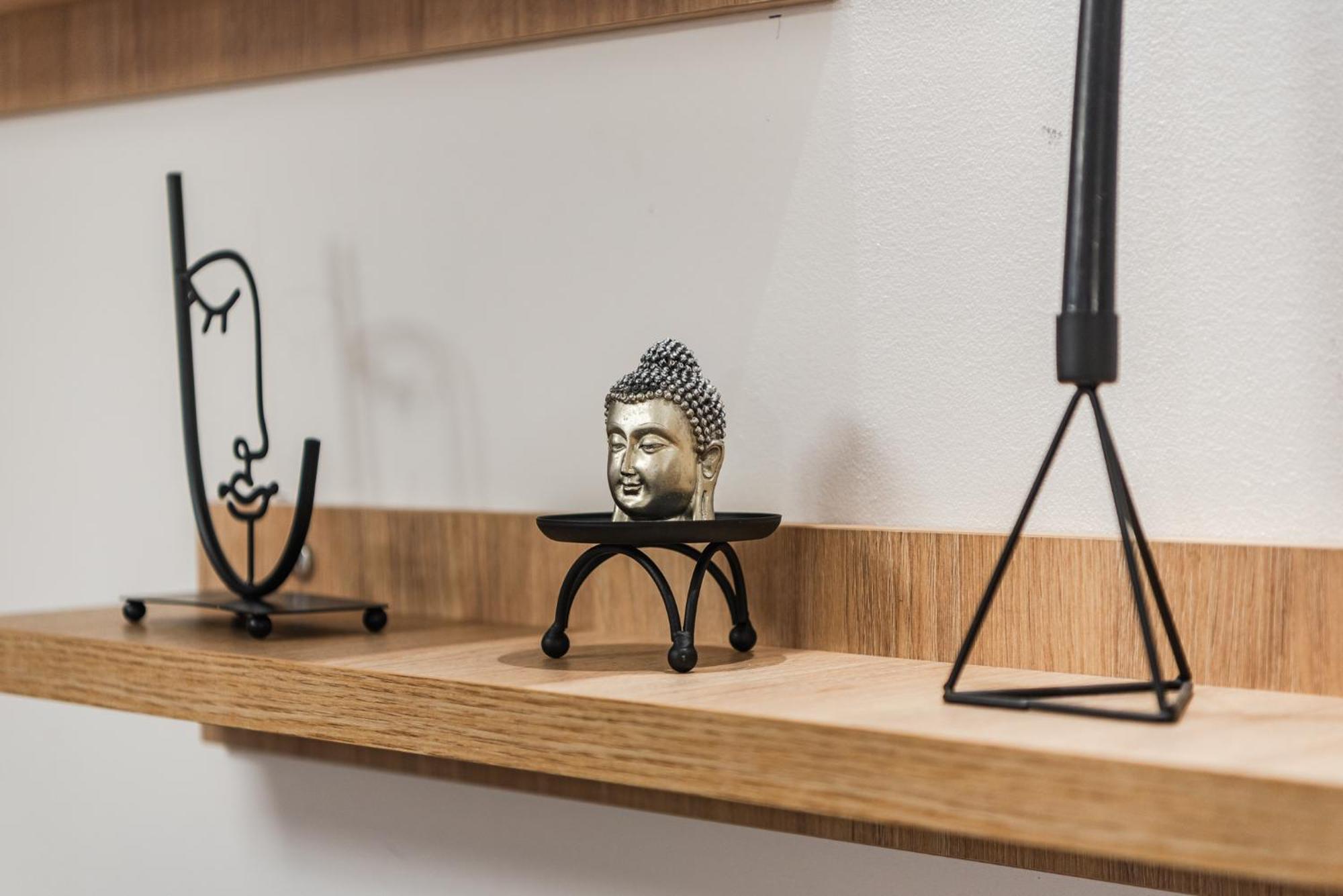 Noir Apartment By Kondo Stays Tirana Zewnętrze zdjęcie