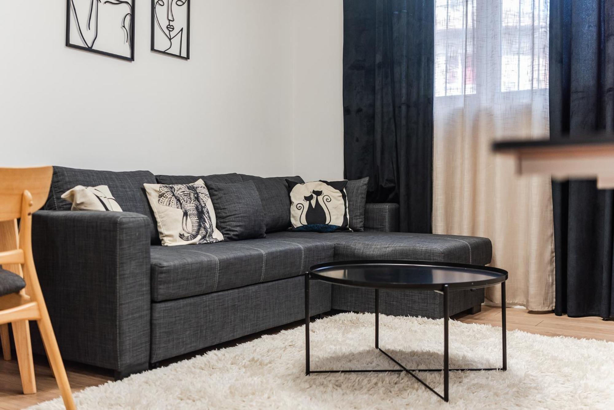 Noir Apartment By Kondo Stays Tirana Zewnętrze zdjęcie